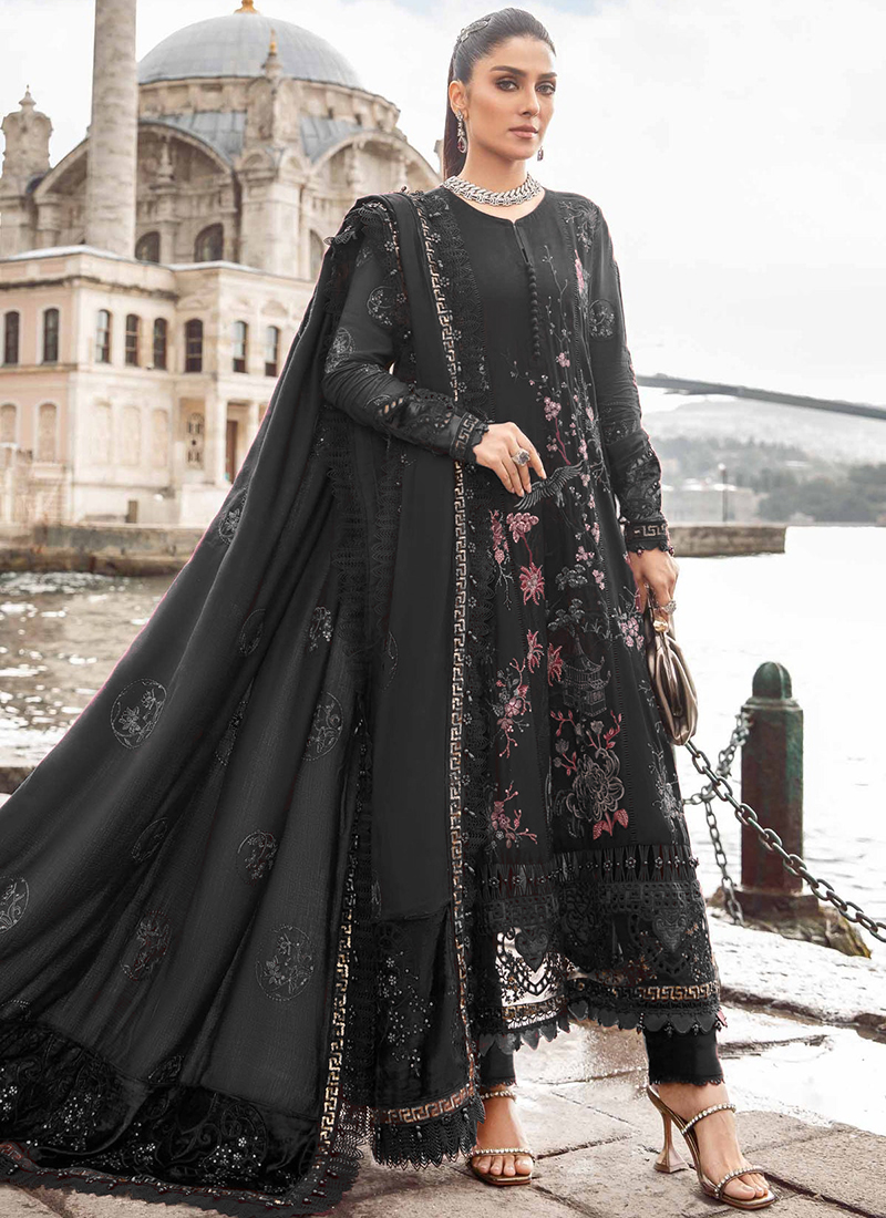 Black Pakistani dress,,,,,salwarsuit,,,,Indian offers dress,,,,partywear dress